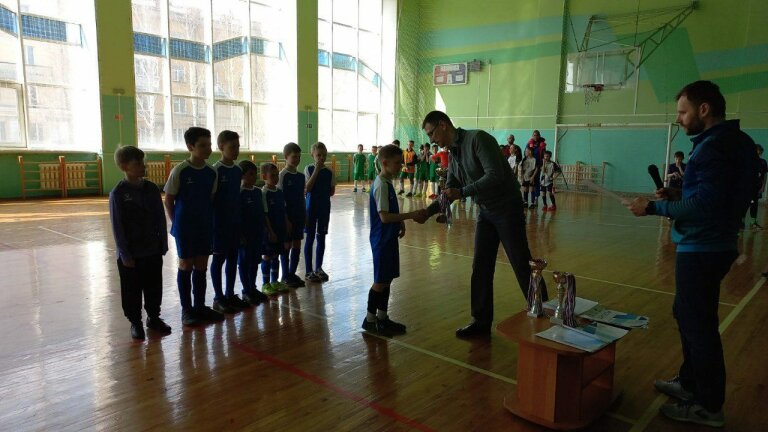 Региональный этап соревнований по мини-футболу в рамках Всекузбасских спортивных игр младших школьников «Смелость быть первыми»