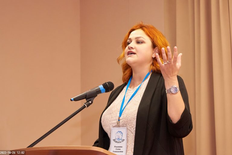 Воспитатель года 2023 Воспитатель года 2023 Муниципальный этап всероссийского конкурса Воспитатель года 2023 в г. Ленинск-Кузнецкий. День первый: моя педагогическая находка, мастер-класс со взрослыми, педагогические дебаты.